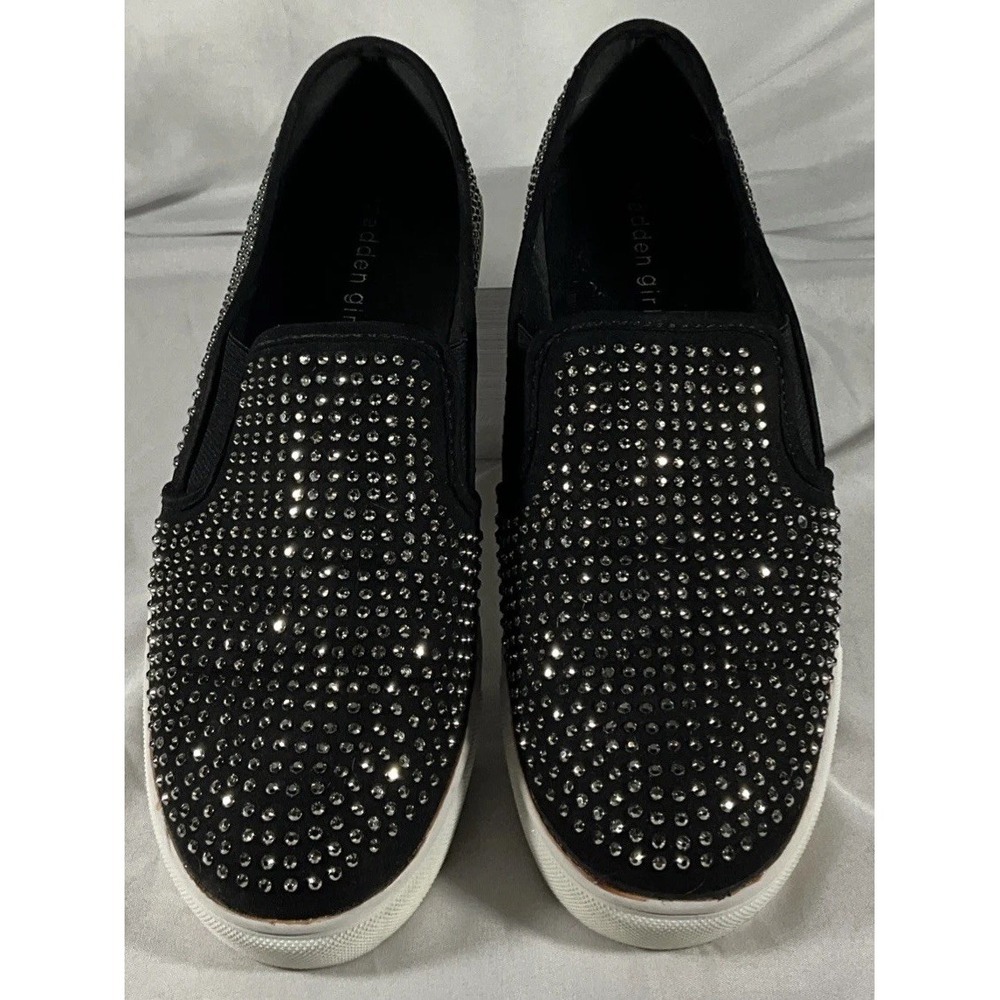 Women's Pre Owned Madden Girl Slip On Sneakers Size 11